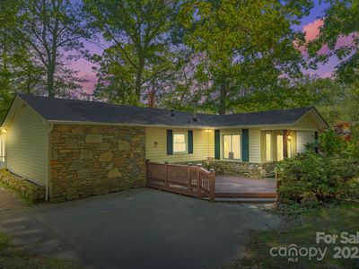 602 Tomahawk Ave, Black Mountain, NC, 28711