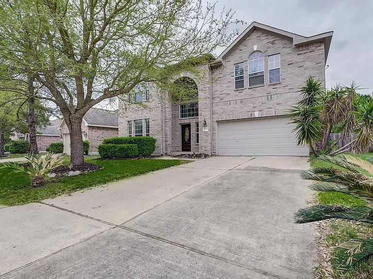 7023 Sundance Meadows Ln — Photo 1
