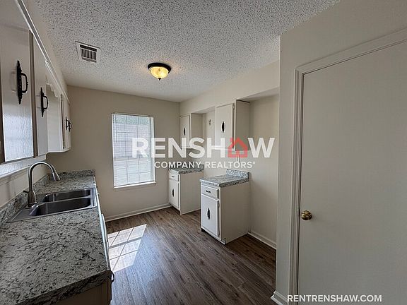 4th image of 5622 Pathway Cir