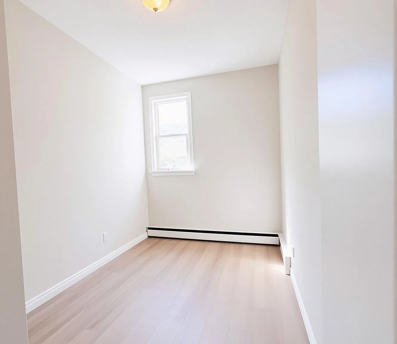 2 bed, $1,600 — Photo 4