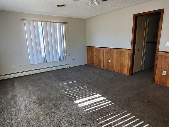 2nd image of 2223 W 4th St