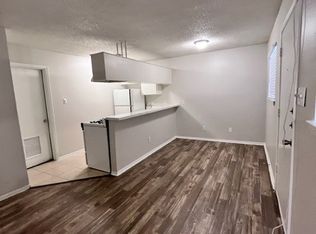 609 E 45th St APT 110, Austin, TX 78751