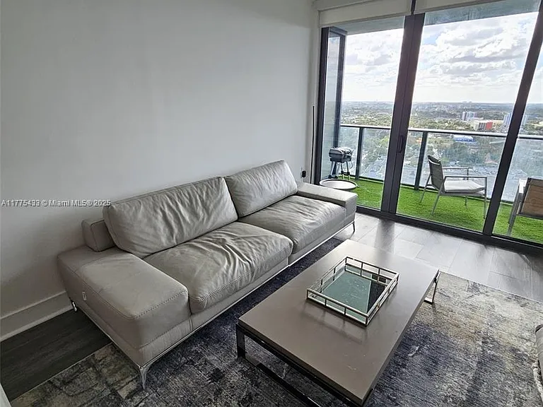 121 NE 34th St #2511 — Photo 14