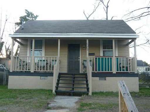 2nd image of 2933 Blount St