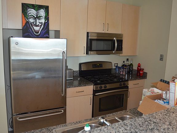 4th image of 600 N Kingsbury St APT 1512