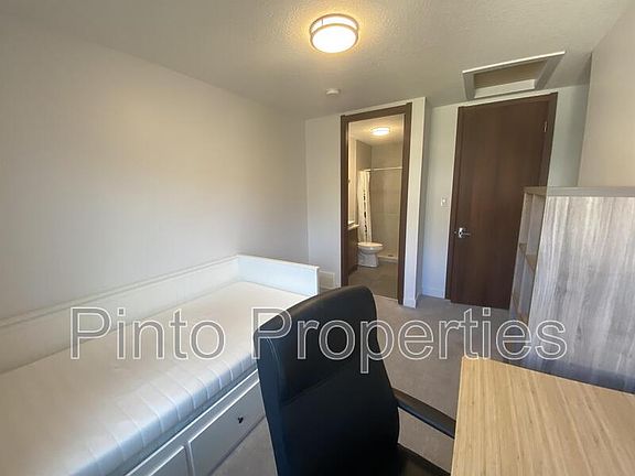 5th image of 10811 85th Ave NW #A23