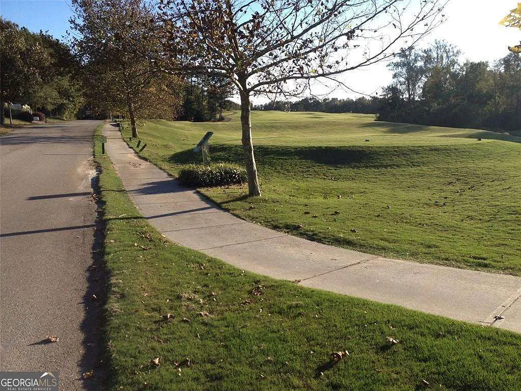 853 Club Dr photo 1