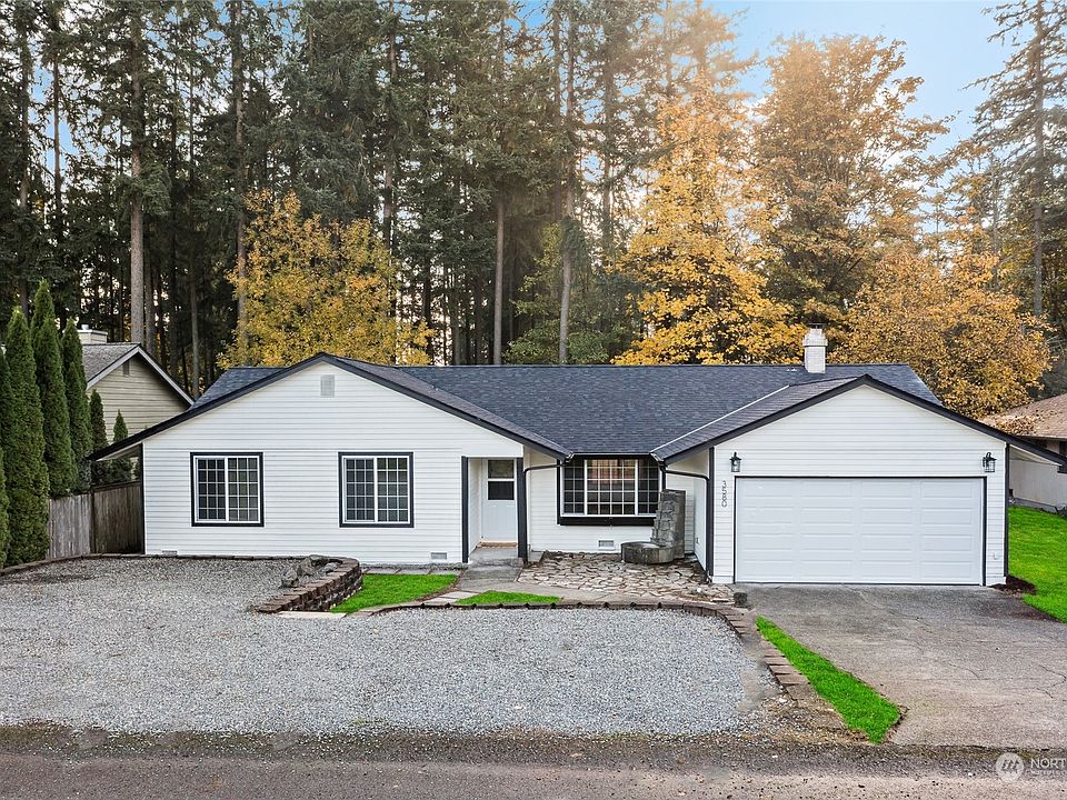 1st image of 3580 Westminster Drive SE