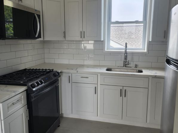 62 Garibaldi Ave FLOOR 2
