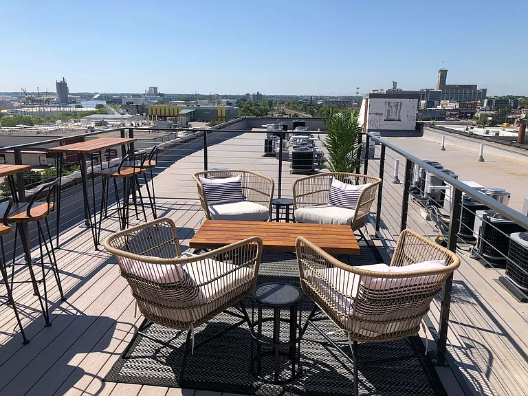 Maxwell Lofts — Photo 7