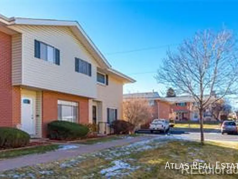 3931 S Boston St — Photo 32
