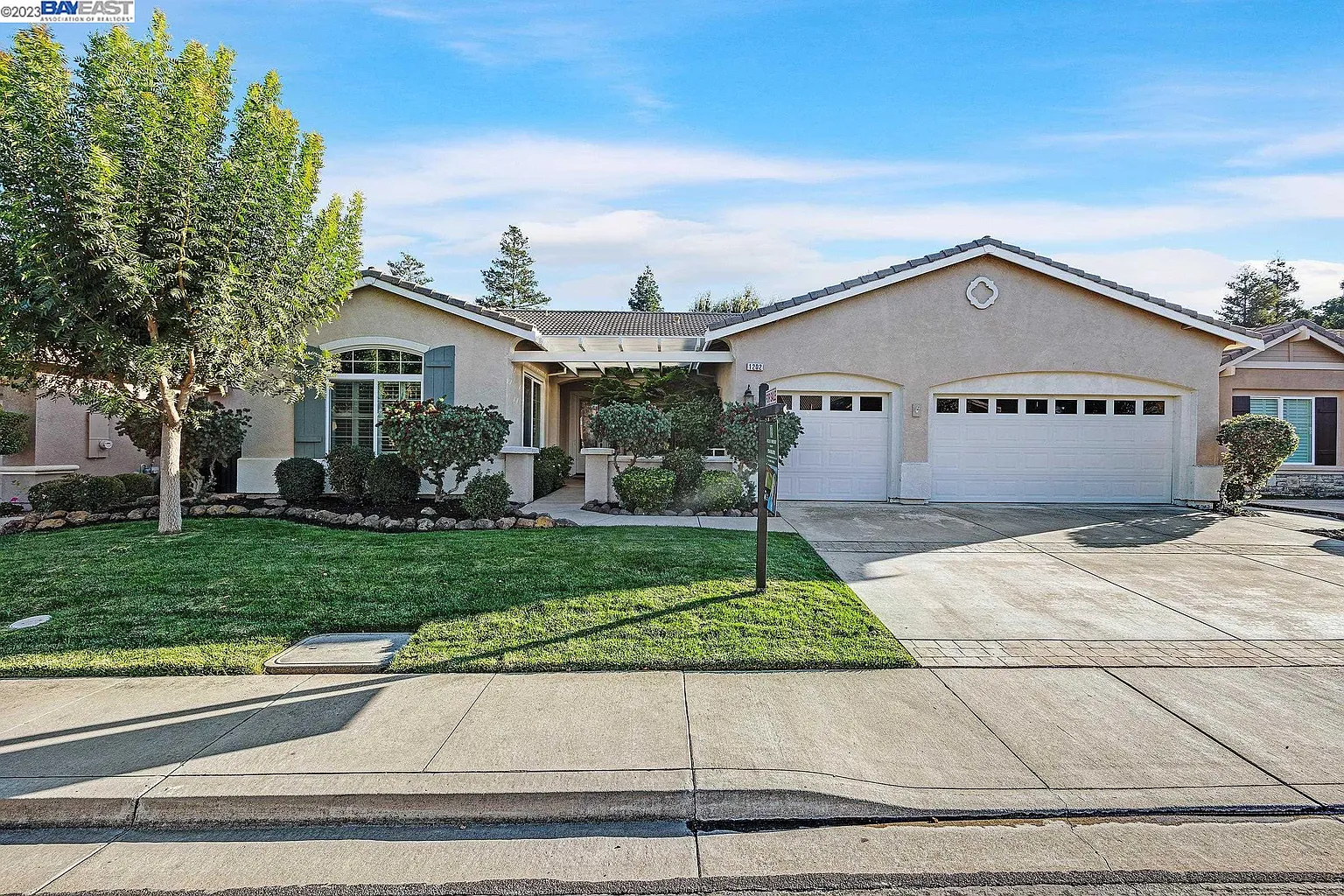 1202 Alderman Ln photo 1