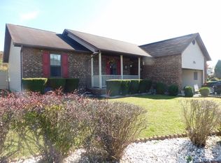 240 Stewart Acres, Winfield, WV 25213