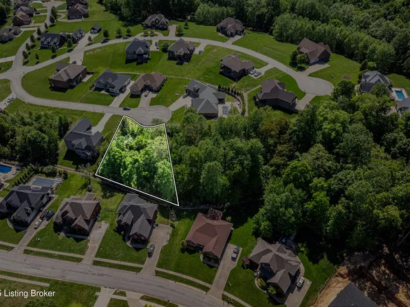 4103 Smarty Jones Dr, Louisville, KY 40214