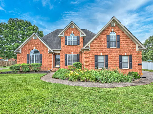 351 Veterans Pkwy, Murfreesboro, TN 37128