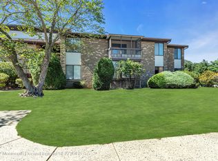 82 Amberly Dr UNIT K, Manalapan, NJ