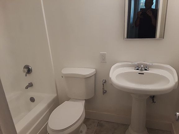 5th image of 4852 W Frier Dr