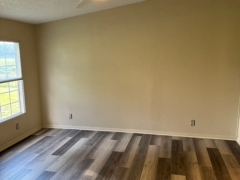 151 SE Shady Oaks Loop — Photo 8