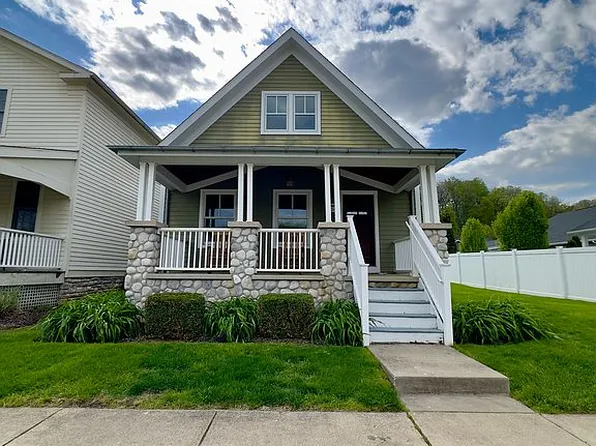 750 Hickory St, Akron, OH 44303