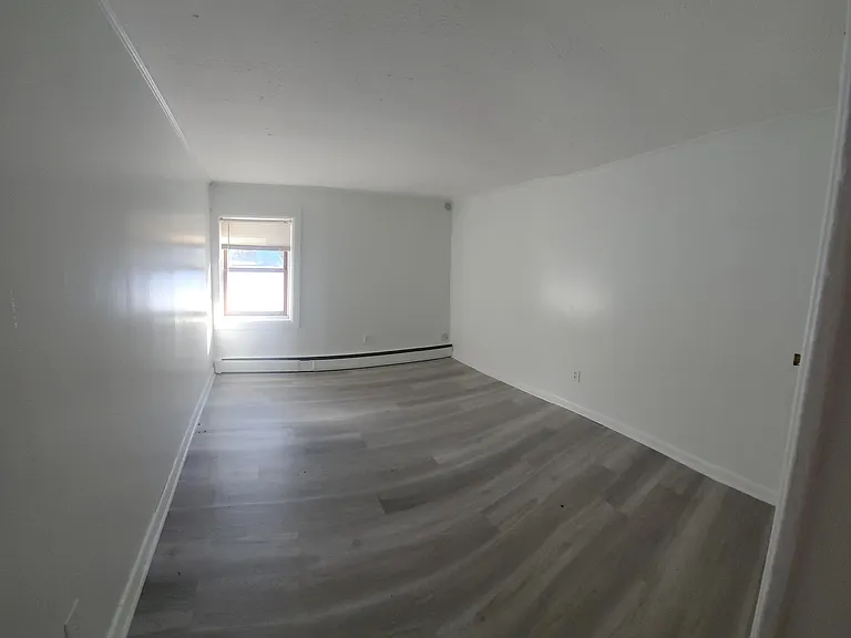 158 S Main St #5 — Photo 2