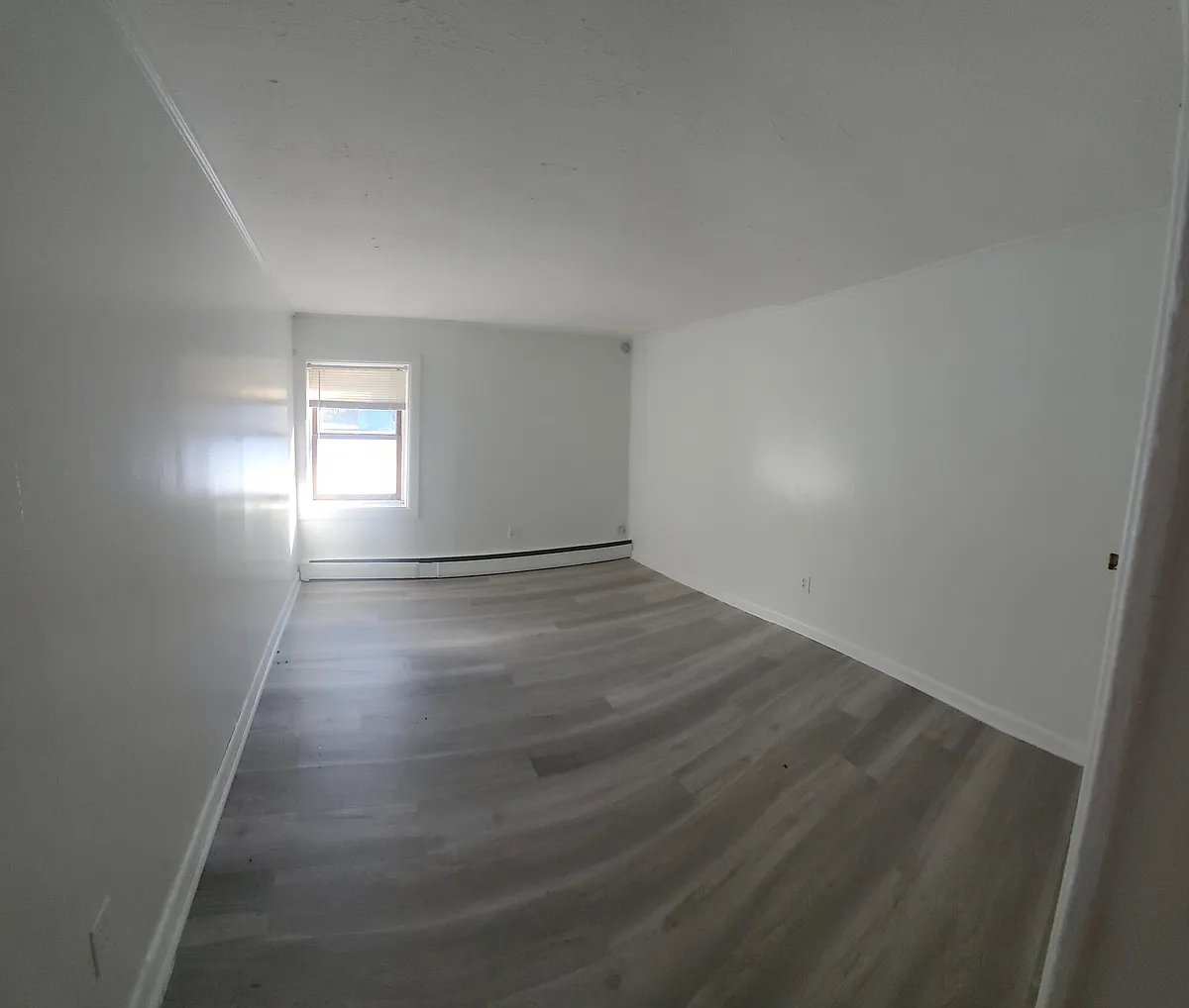 Building Photo - 158 S Main St #5