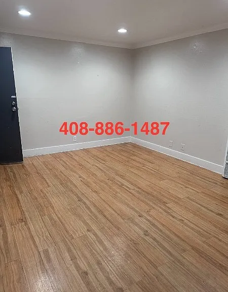 525 S Willard Ave #15 — Photo 2