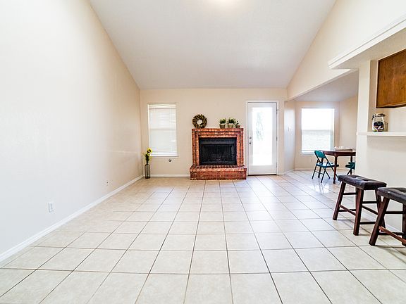 3rd image of 4776 Robert Acosta Dr