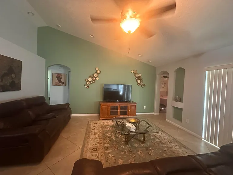585 SW Undallo Rd — Photo 11