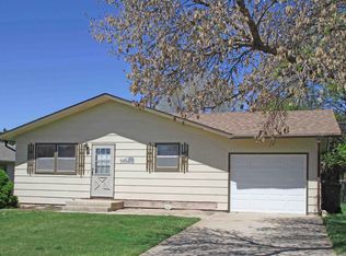 145 E Hill St, Colby, KS 67701