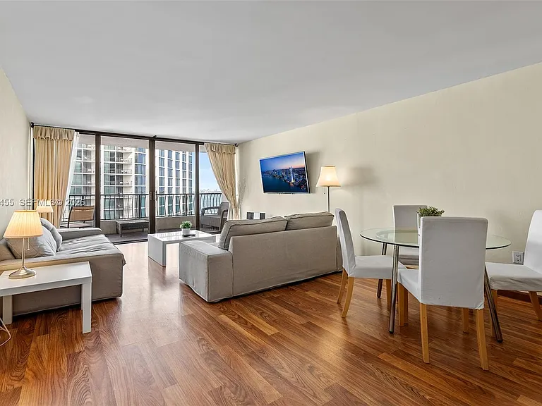 555 NE 15th St #14G — Photo 1