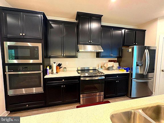 4th image of 37308 Kestrel Way