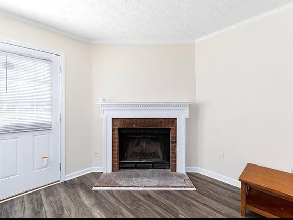 5th image of 5597 Executive Way