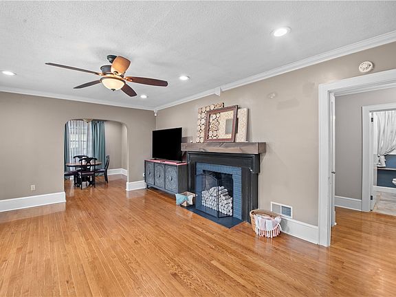 4th image of 101 Hagood Park Dr
