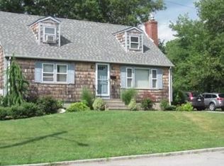 672 Nichols St, Fall River, MA 02720