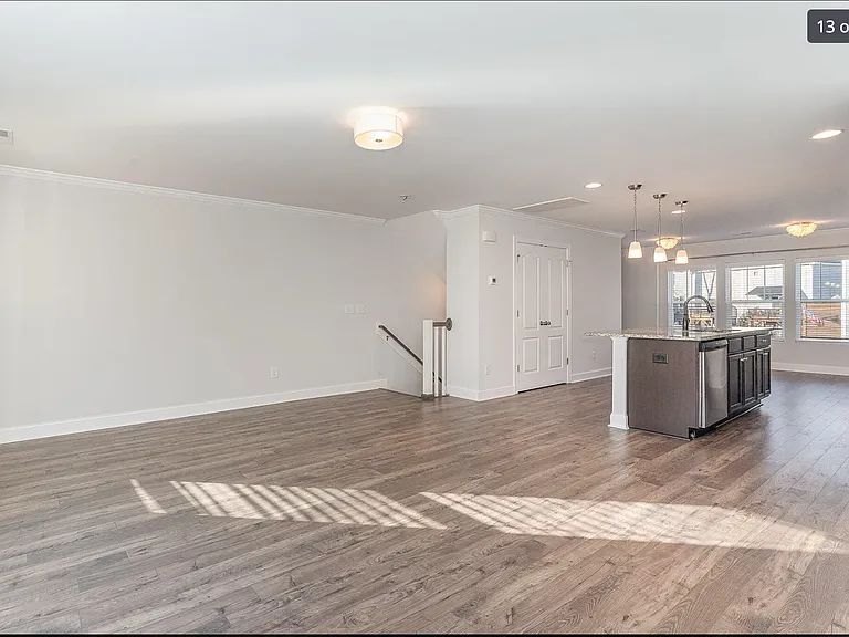 620 Parkington Ln — Photo 14