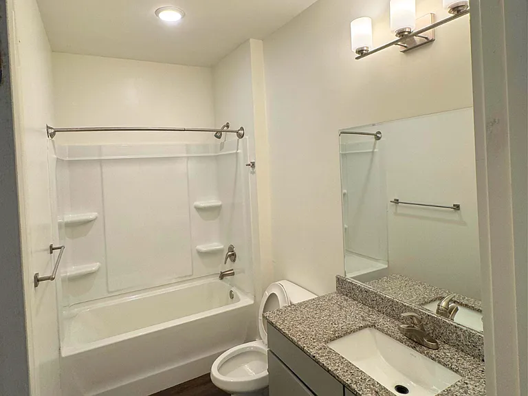 99 Halls Pl — Photo 9