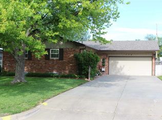 776 N Illinois Ave, Wichita, KS 67203
