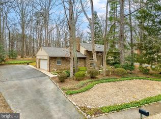 10905 Thanlet Ln, Reston, VA 20190