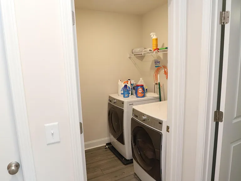 870 Curlew Cir — Photo 71