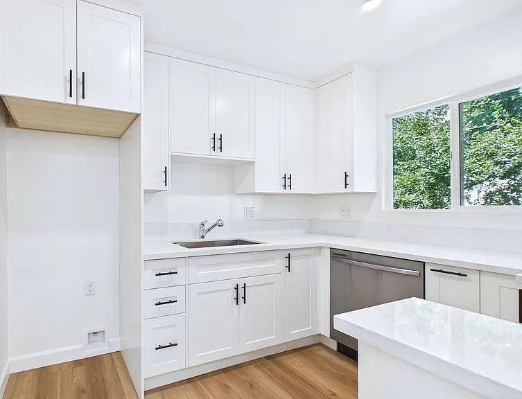 308 Raymondale Dr #7 — Photo 9