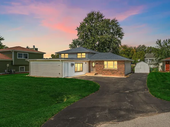 4076 Bush Hill Ct #A, Crown Point, IN 46307