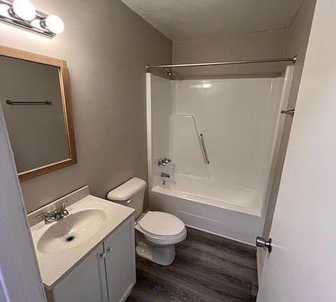 3rd image of 216 Church St APT 1
