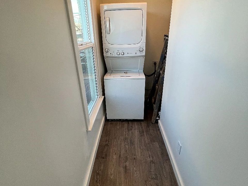 1st image of 2421 NW 59th St Unit 1
