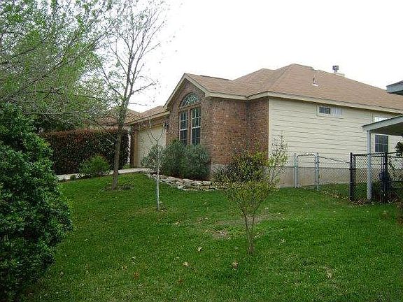 2nd image of 1128 Hilltop Dr