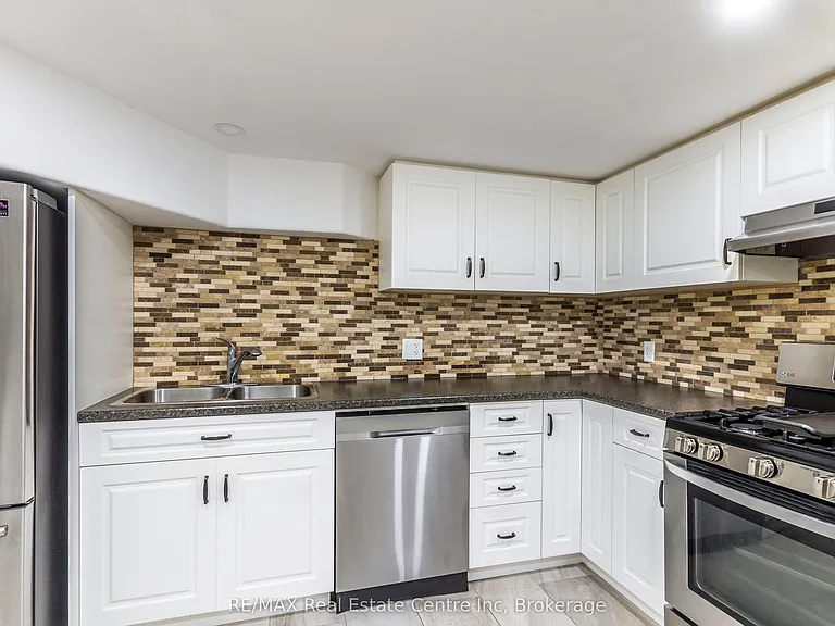 79 Woodland Glen Dr — Photo 7