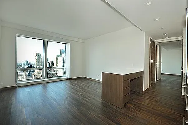 Sold by Sumitomo Real Estate Sales | media 29