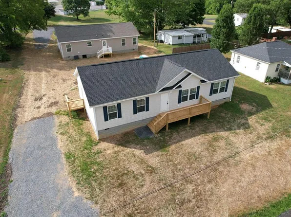 149 Fairground St, Marion, VA 24354