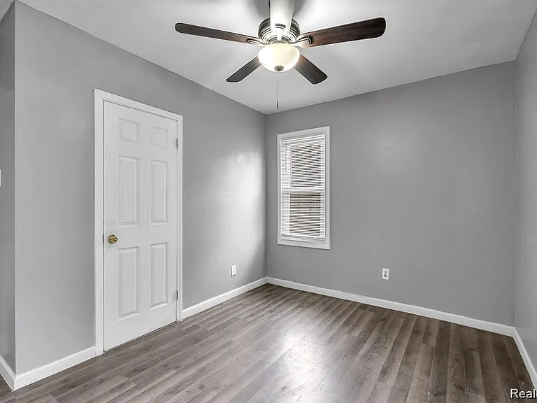 15852 Washburn St #2 — Photo 4