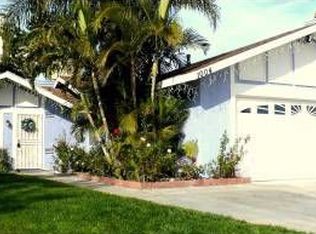 1004 Blossom Hill Dr, Corona, CA 92878