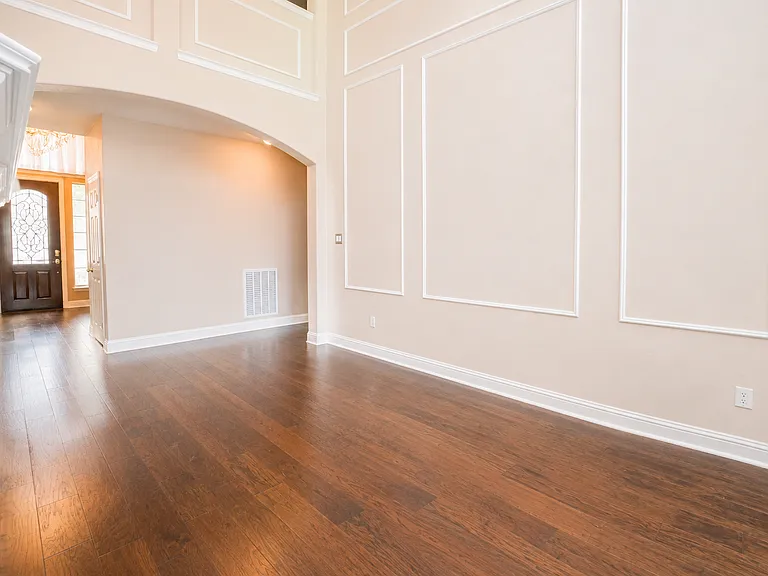 4453 Red Barn Dr — Photo 6
